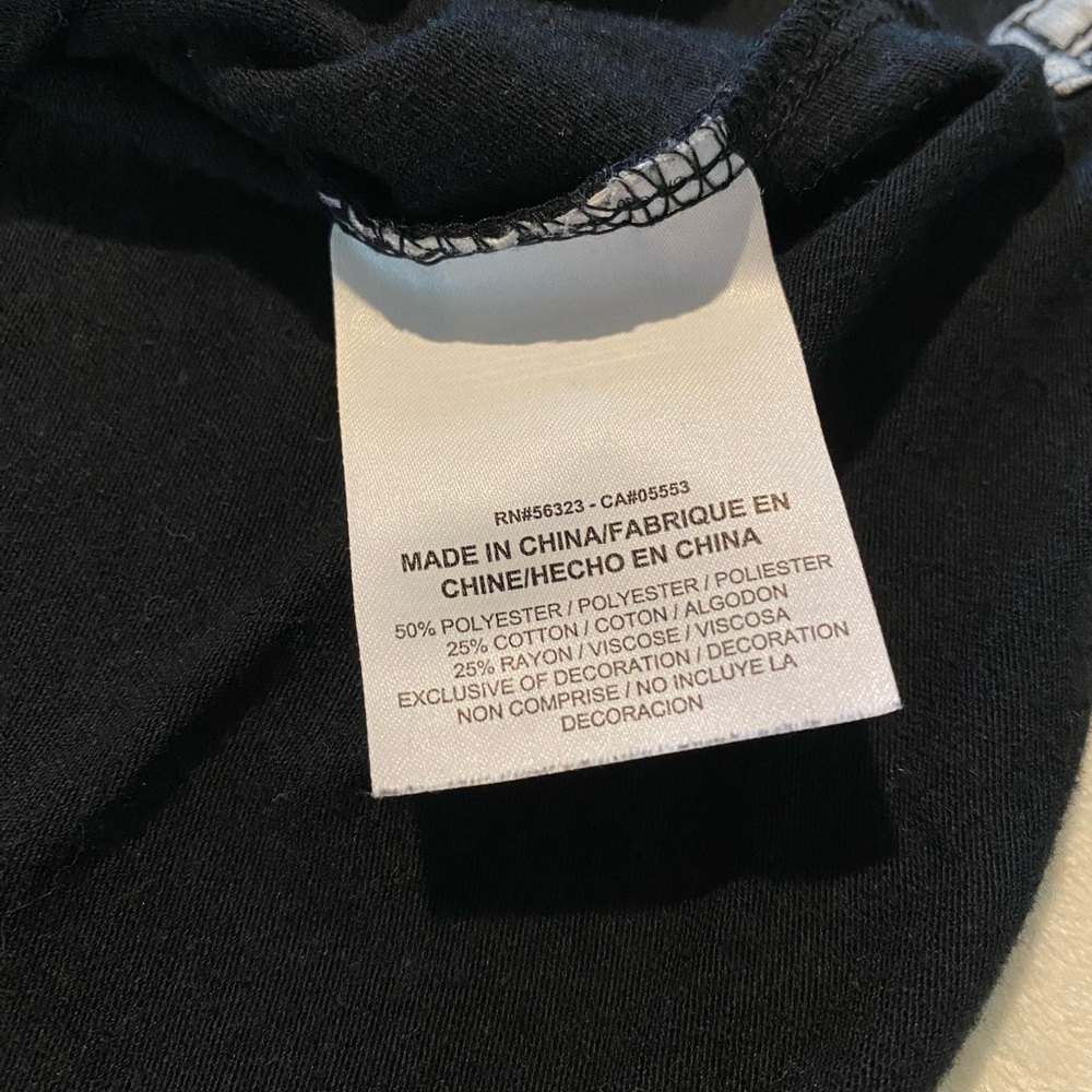 nike short sleeve tshirt - Picture 3 of 4